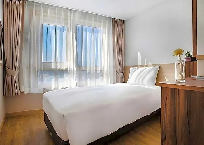 Five Jongno Hotel